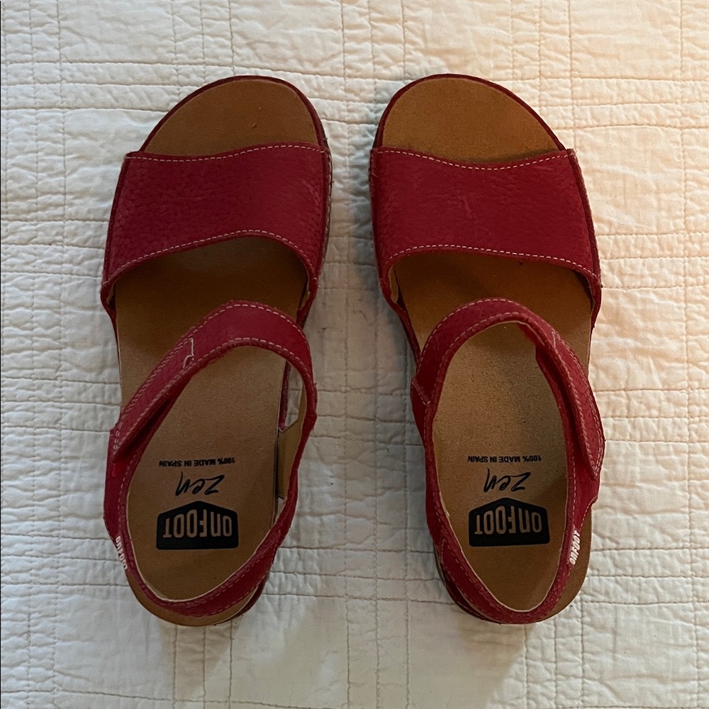 On Foot Women's Stylish Red Sandals